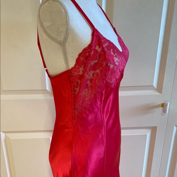 Victoria’ Secret Pink Lace Slip & Robe | Medium - Picture 6 of 11